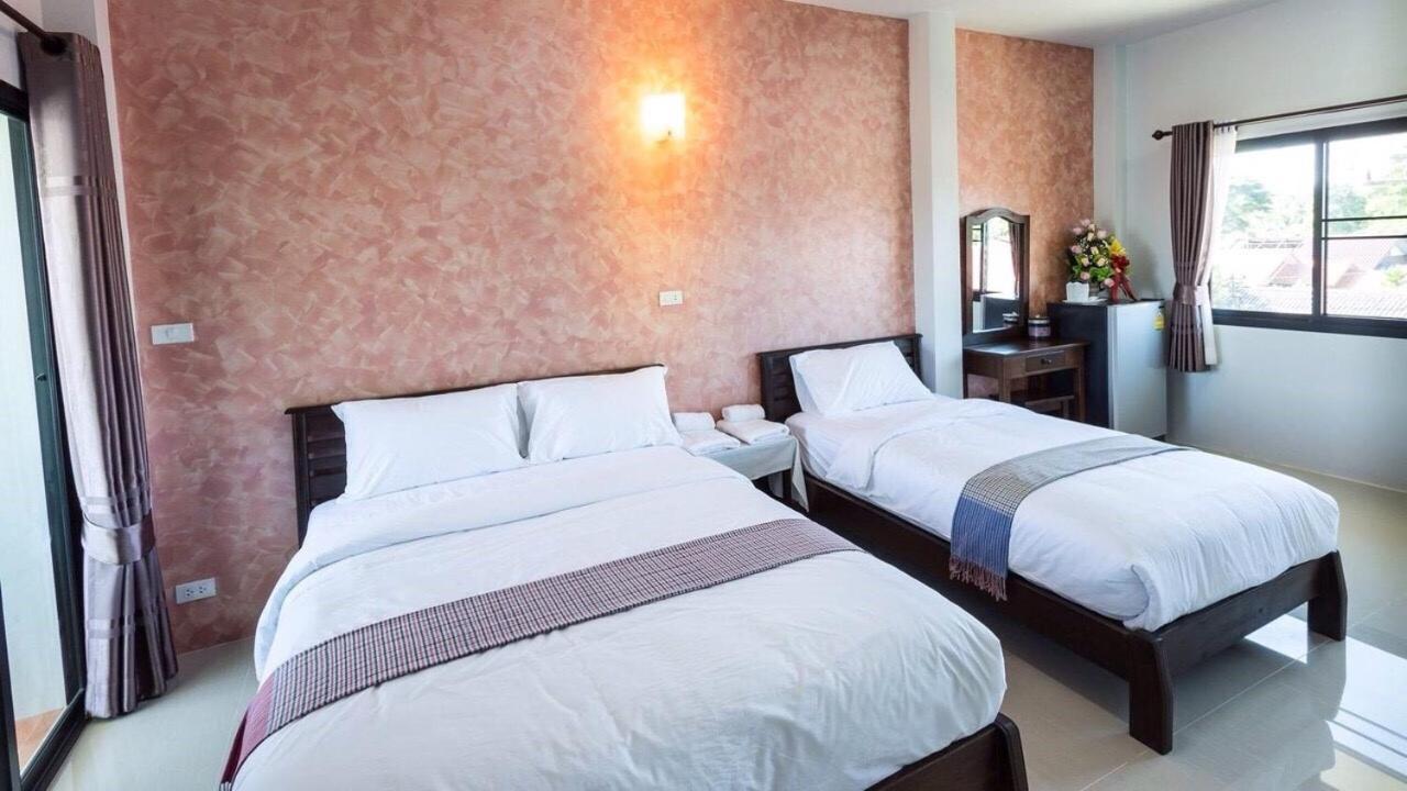 Benya Hotel Нан Екстер'єр фото